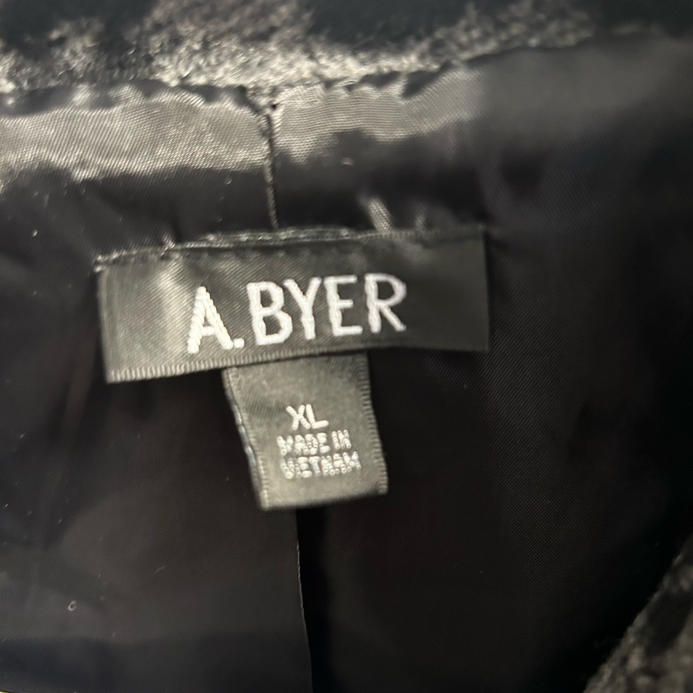 Jacket - Picture 3 of 3